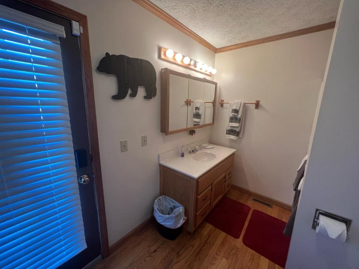 Smiths In-Law Suite! Pet Friendly, Hot Tub! Valley Head Exterior photo